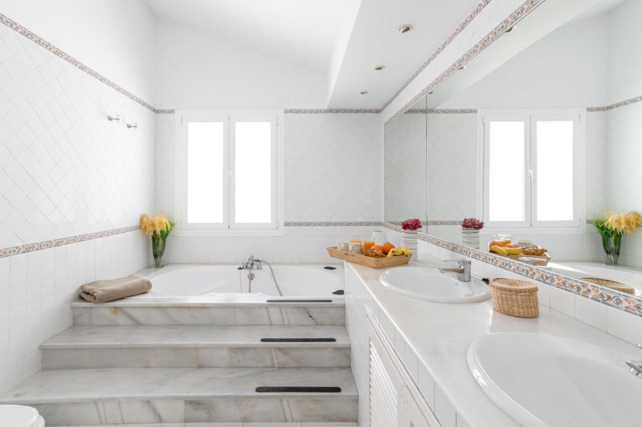 243-Fully Renovated-Puerto Banus Marbella Front Line Penthouse Daire Dış mekan fotoğraf