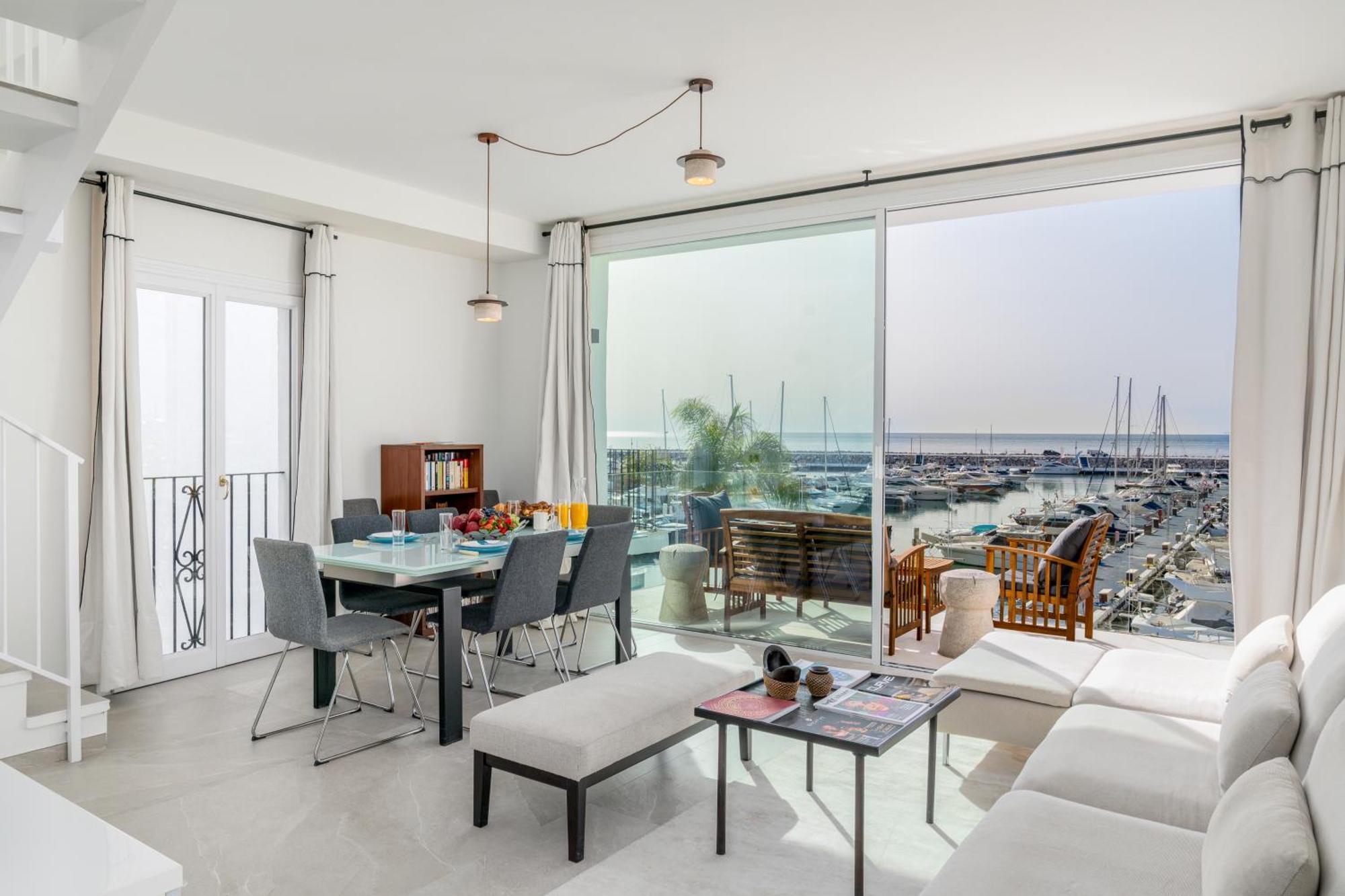 243-Fully Renovated-Puerto Banus Marbella Front Line Penthouse Daire Dış mekan fotoğraf